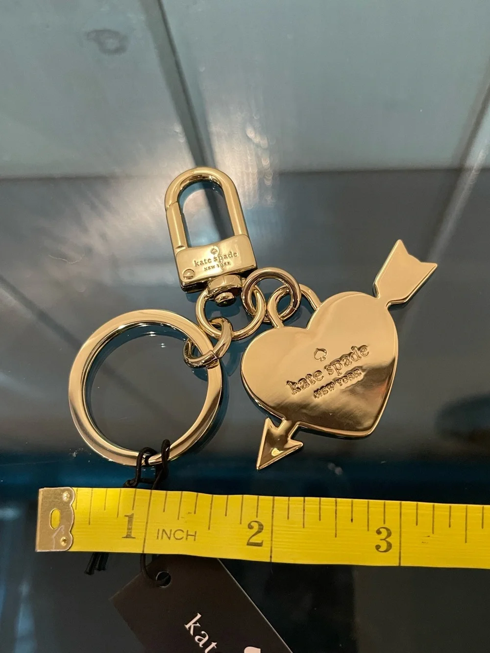 Kate Spade ♠️ Love Shack Red Heart Bag Charm & Green Spade Luggage Tag NWT 2FER - Picture 13 of 15